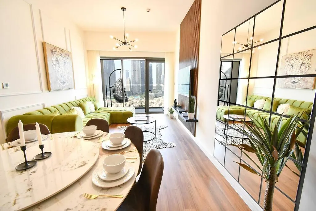 Cinematic&Chic Burj Khalifa &Fountain View 2Br Apt Dubai