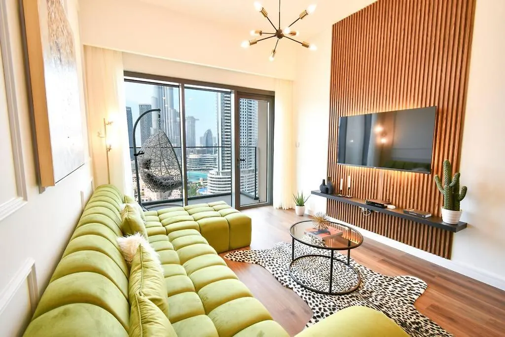 Apartment Cinematic&Chic Burj Khalifa &Fountain View 2Br Apt Dubai